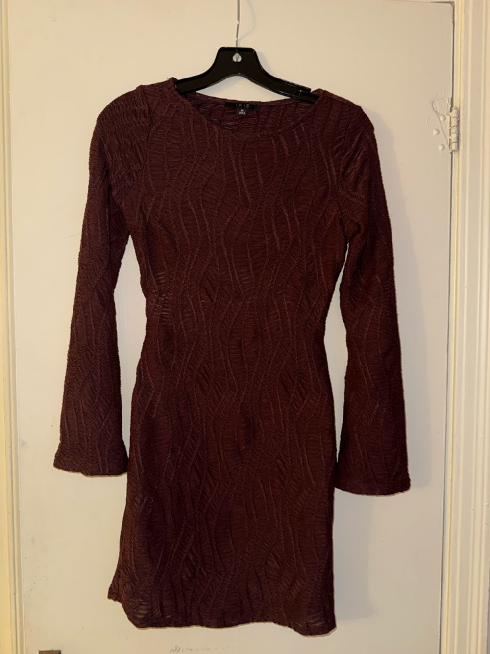 Women’s Textured Long Sleeve Knit Dress - Burgundy